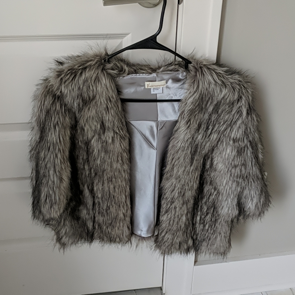 New Faux Fur Cape Cropped Jacket